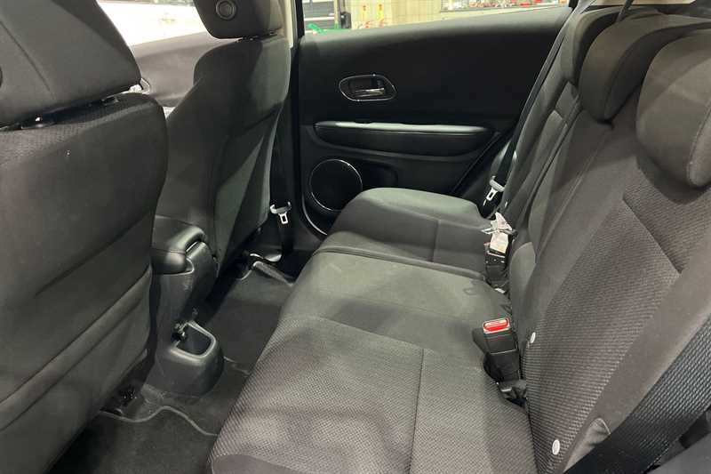 Used Honda HR-V 2018 for sale - 77960312: Photo 22