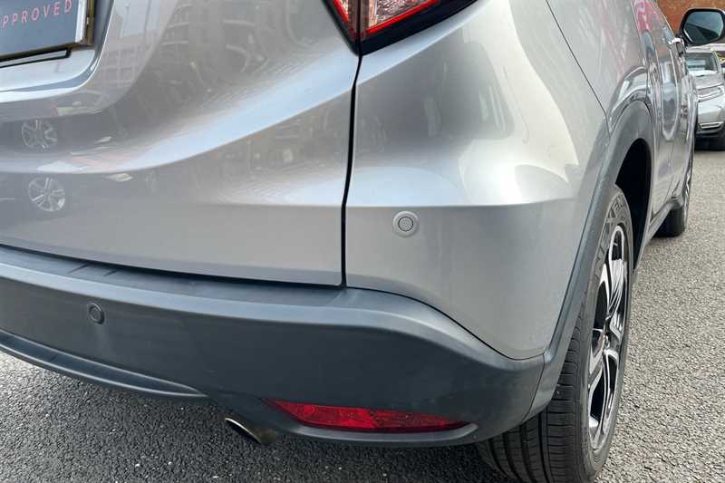 Used Honda HR-V 2018 for sale - 77960312: Photo 24