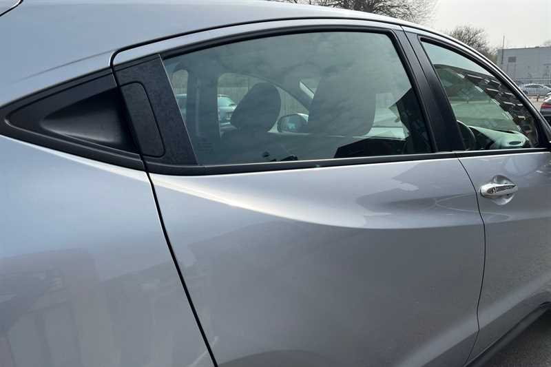 Used Honda HR-V 2018 for sale - 77960312: Photo 33