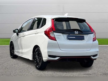 Used Honda Jazz 2018 for sale - 74880974: Photo
