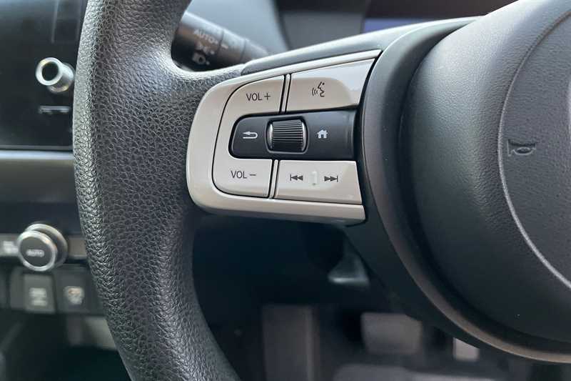 Used Honda Jazz 2021 for sale - 76610108: Photo 17