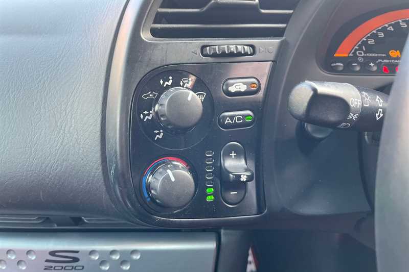 Used Honda S2000 2009 for sale - 76410735: Photo 16