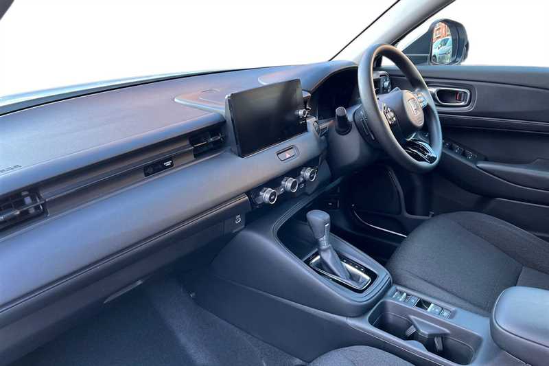 Used Honda HR-V 2023 for sale - 77082768: Photo 2