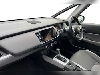 Used Honda Jazz 2023 for sale - 77347105: Photo