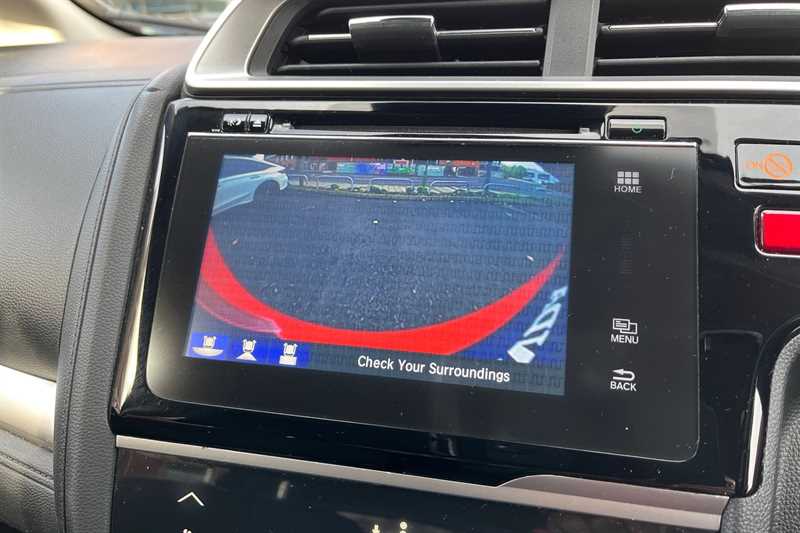 Used Honda Jazz 2017 for sale - 76610059: Photo 15