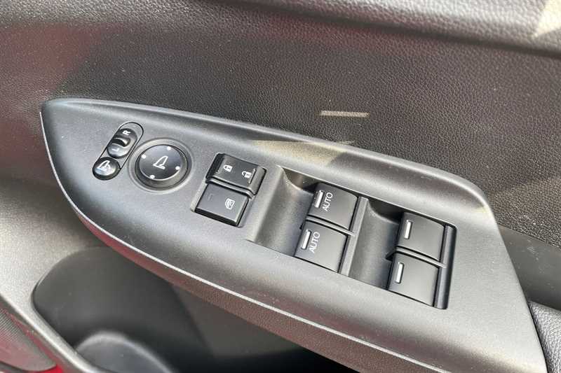 Used Honda Jazz 2017 for sale - 76610059: Photo 18