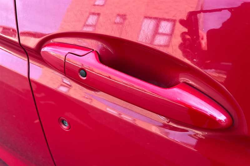 Used Honda Jazz 2017 for sale - 76610059: Photo 26