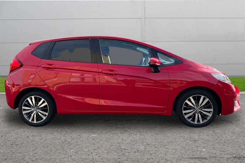 Used Honda Jazz 2017 for sale - 76610059: Photo 5