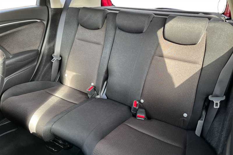 Used Honda Jazz 2017 for sale - 76610059: Photo 8