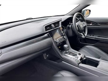 Used Honda Civic 2021 for sale - 76434840: Photo