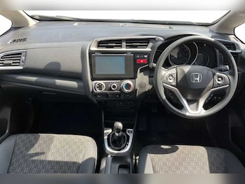 Used Honda Jazz 2017 for sale - 79001254: Photo