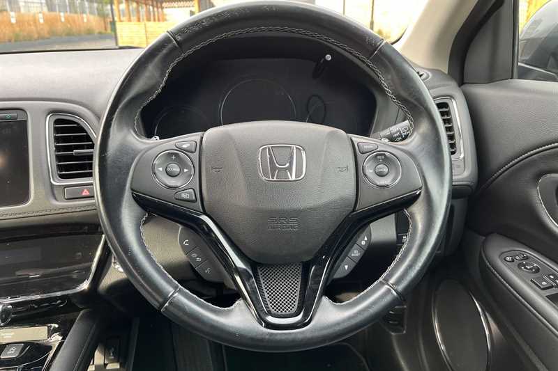 Used Honda HR-V 2019 for sale - 76140611: Photo 11
