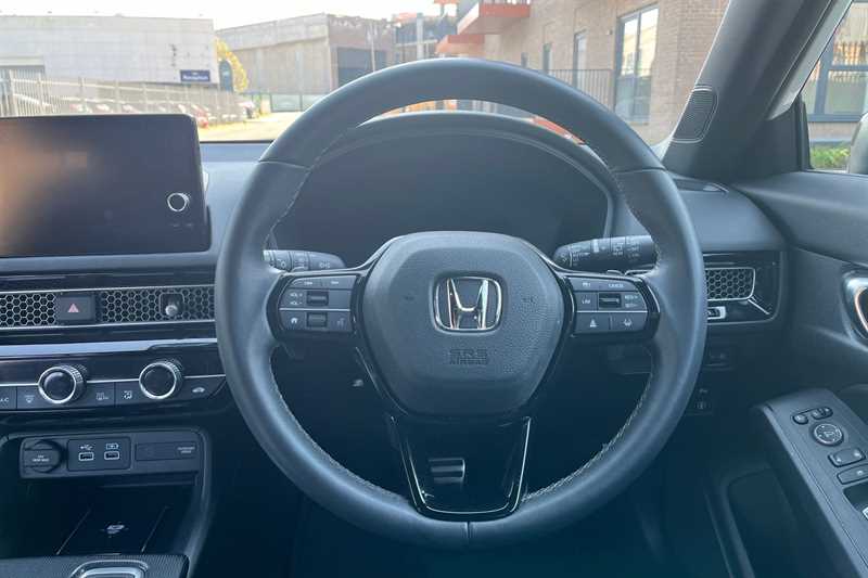 Used Honda Civic 2024 for sale - 76410714: Photo 11