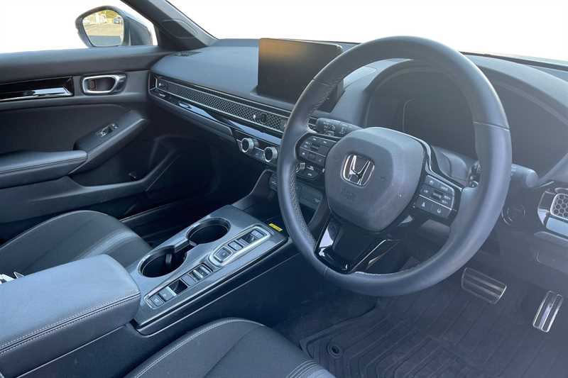 Used Honda Civic 2024 for sale - 76410714: Photo 13