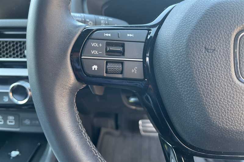 Used Honda Civic 2024 for sale - 76410714: Photo 17