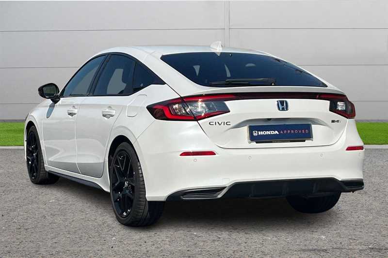 Used Honda Civic 2024 for sale - 76410714: Photo 3
