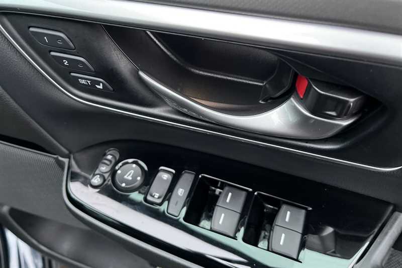 Used Honda CR-V 2023 for sale - 76954643: Photo 18