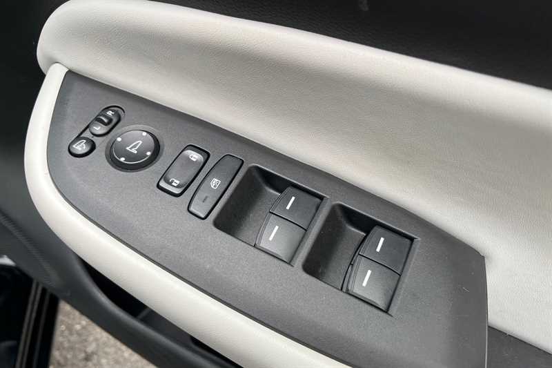 Used Honda Jazz for sale - 78103199: Photo 18