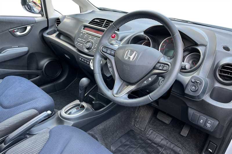 Used Honda Jazz 2013 for sale - 75980196: Photo 13