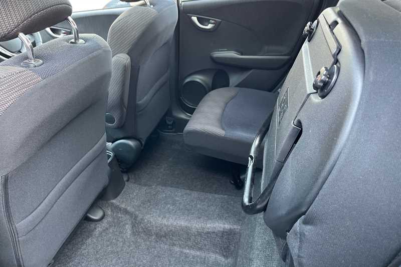 Used Honda Jazz 2013 for sale - 75980196: Photo 23