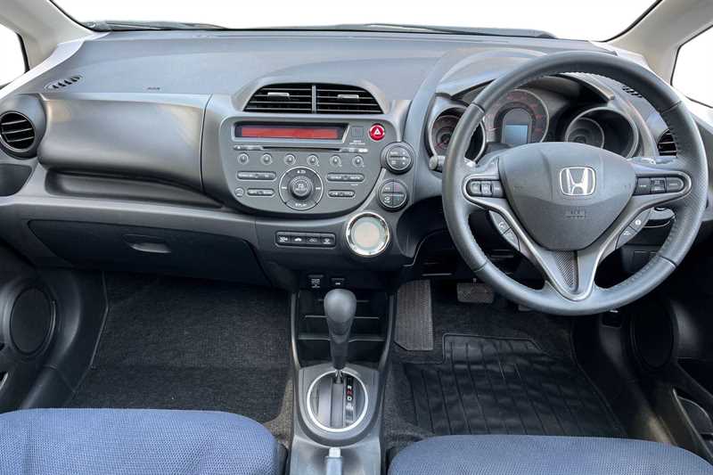 Used Honda Jazz 2013 for sale - 75980196: Photo 4