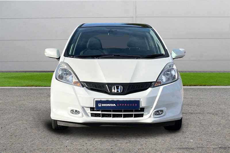 Used Honda Jazz 2013 for sale - 75980196: Photo 6