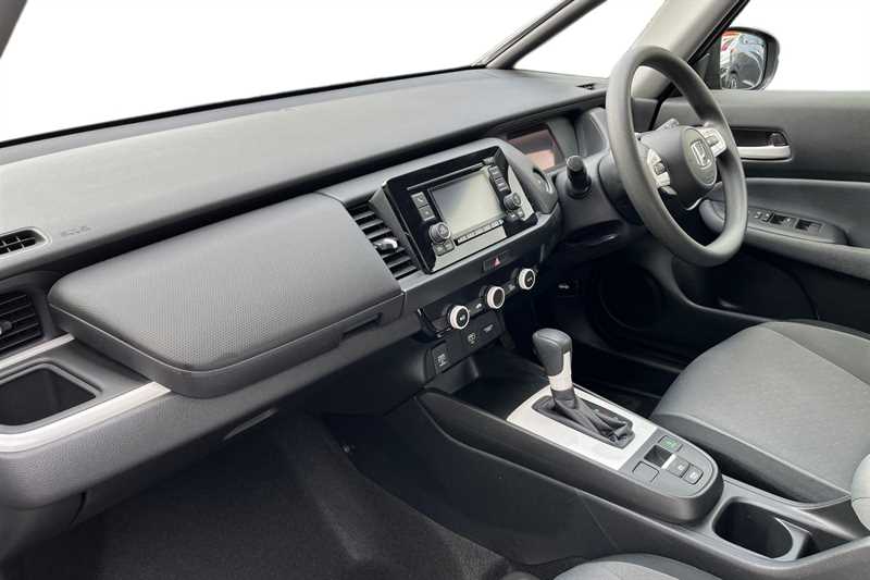 Used Honda Jazz 2020 for sale - 77471471: Photo 2