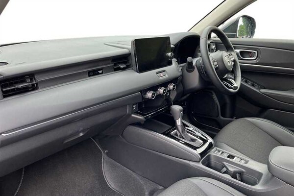 Used Honda HR-V 2025 for sale - 76229640: Photo 2