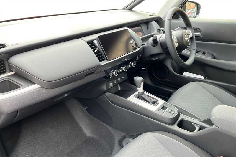 Used Honda Jazz 2025 for sale - 76610113: Photo 2