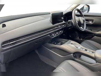 Used Honda ZR-V 2025 for sale - 77232495: Photo