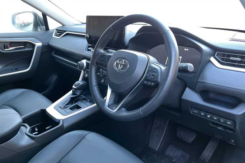 Used Toyota RAV4 2023 for sale - 77316127: Photo 13