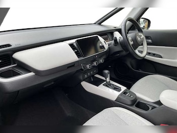 Used Honda Jazz 2022 for sale - 76328439: Photo 2