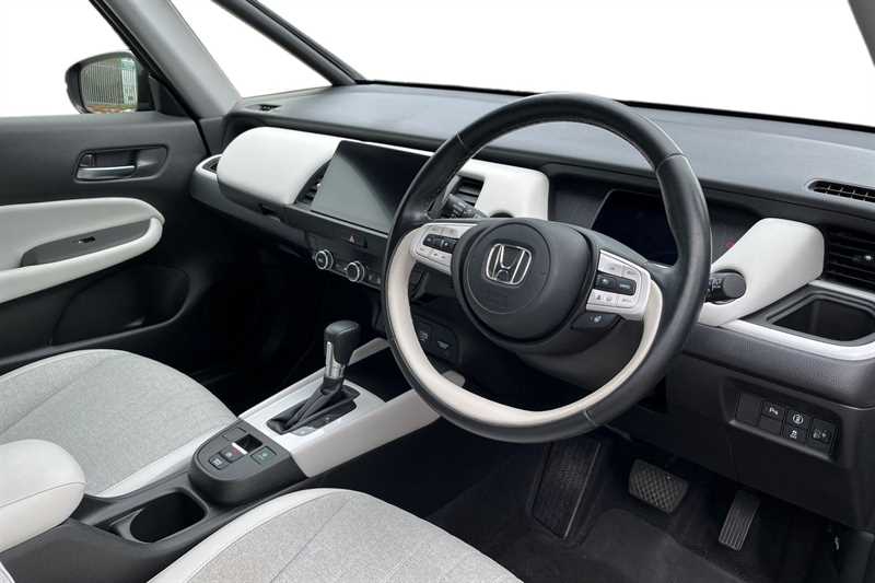 Used Honda Jazz 2020 for sale - 76610018: Photo 13