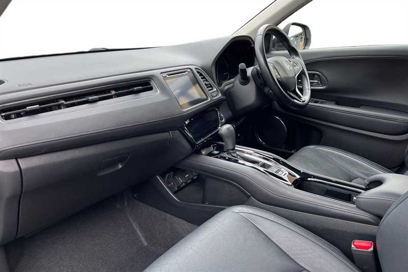 Used Honda HR-V 2019 for sale - 76328431: Photo 2