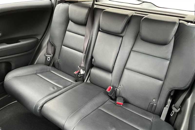 Used Honda HR-V 2019 for sale - 76328431: Photo 8