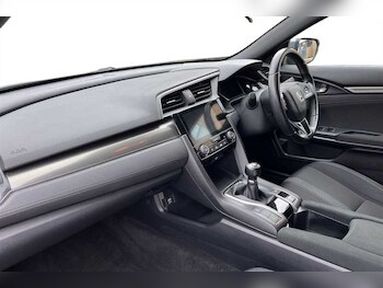 Used Honda Civic 2019 for sale - 77674160: Photo