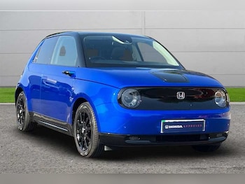 2021 - 100KW 36KWH 5DR AUTO