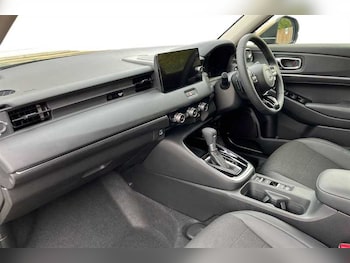 Used Honda HR-V 2023 for sale - 76155314: Photo