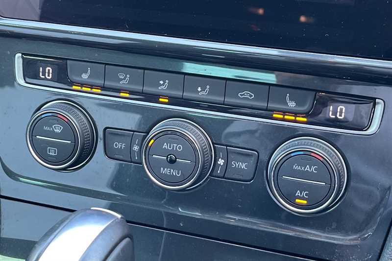 Used Volkswagen Golf 2020 for sale - 78172857: Photo 16