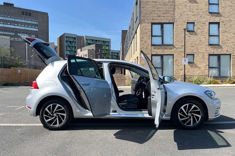 Used Volkswagen Golf 2020 for sale - 78172857: Photo 30