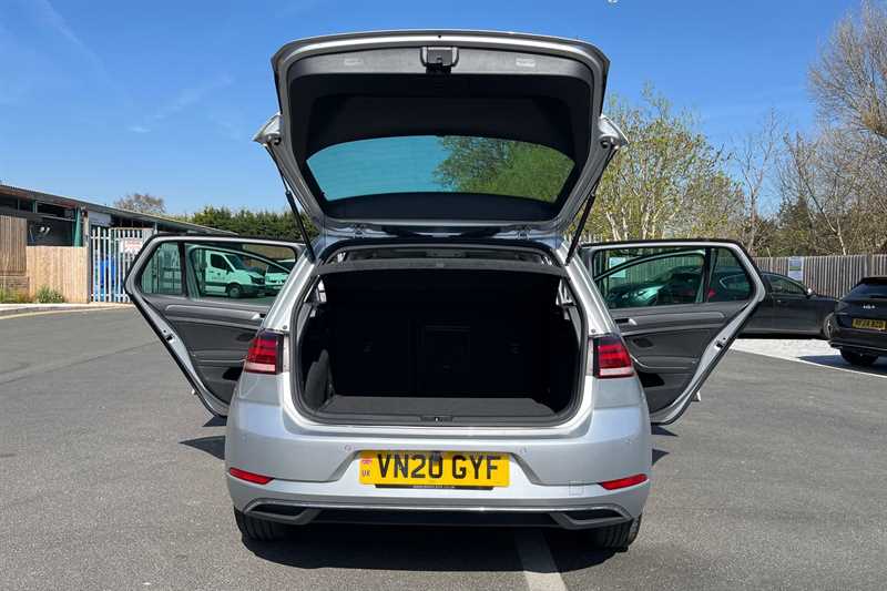 Used Volkswagen Golf 2020 for sale - 78172857: Photo 31