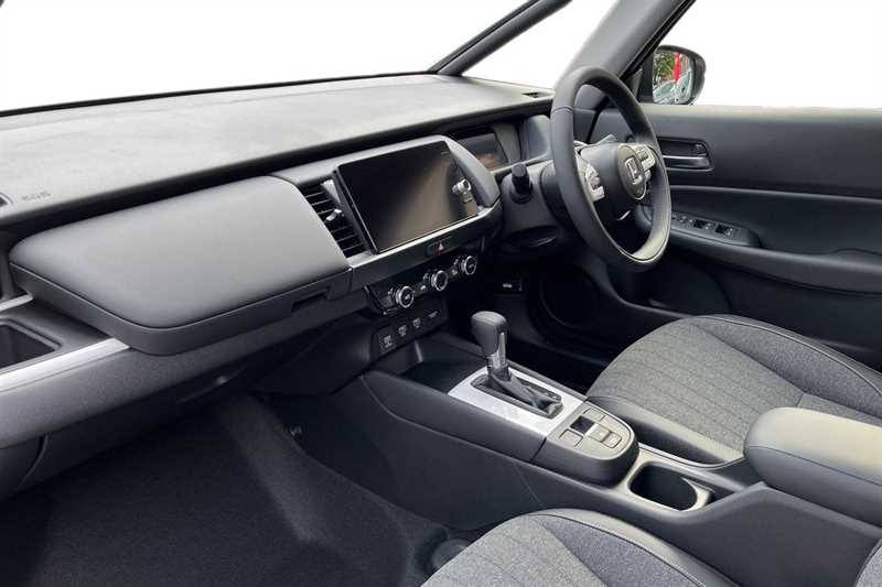 Used Honda Jazz 2025 for sale - 76311685: Photo 2