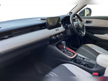 Used Honda HR-V 2022 for sale - 76112582: Photo 2