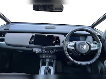 Used Honda Jazz 2023 for sale - 77841812: Photo