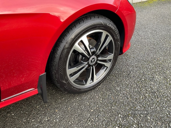 Used Mercedes-Benz E Class 2015 for sale - 76647003: Photo 10