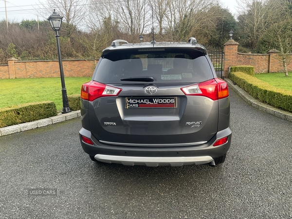 Used Toyota RAV4 2015 for sale - 77244398: Photo 8