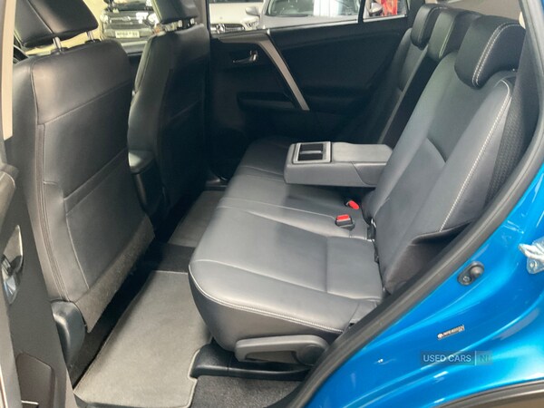 Used Toyota RAV4 2016 for sale - 76061169: Photo 14