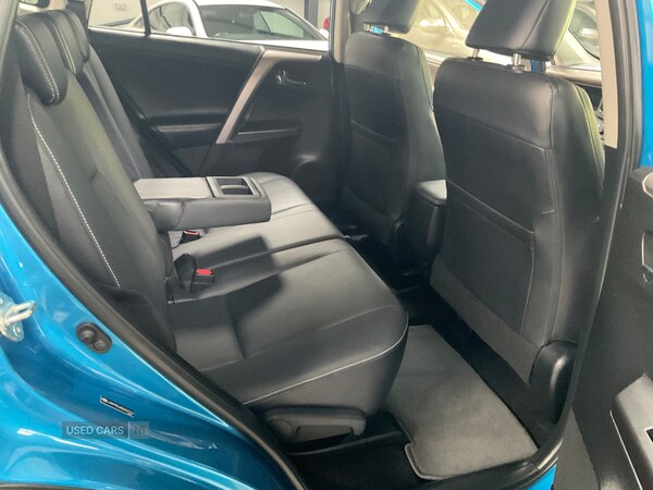 Used Toyota RAV4 2016 for sale - 76061169: Photo 16