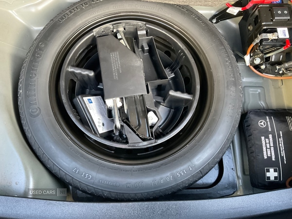 Used Mercedes-Benz E Class 2012 for sale - 76729136: Photo 13