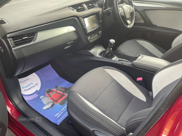 Used Toyota Avensis 2017 for sale - 76500274: Photo 17